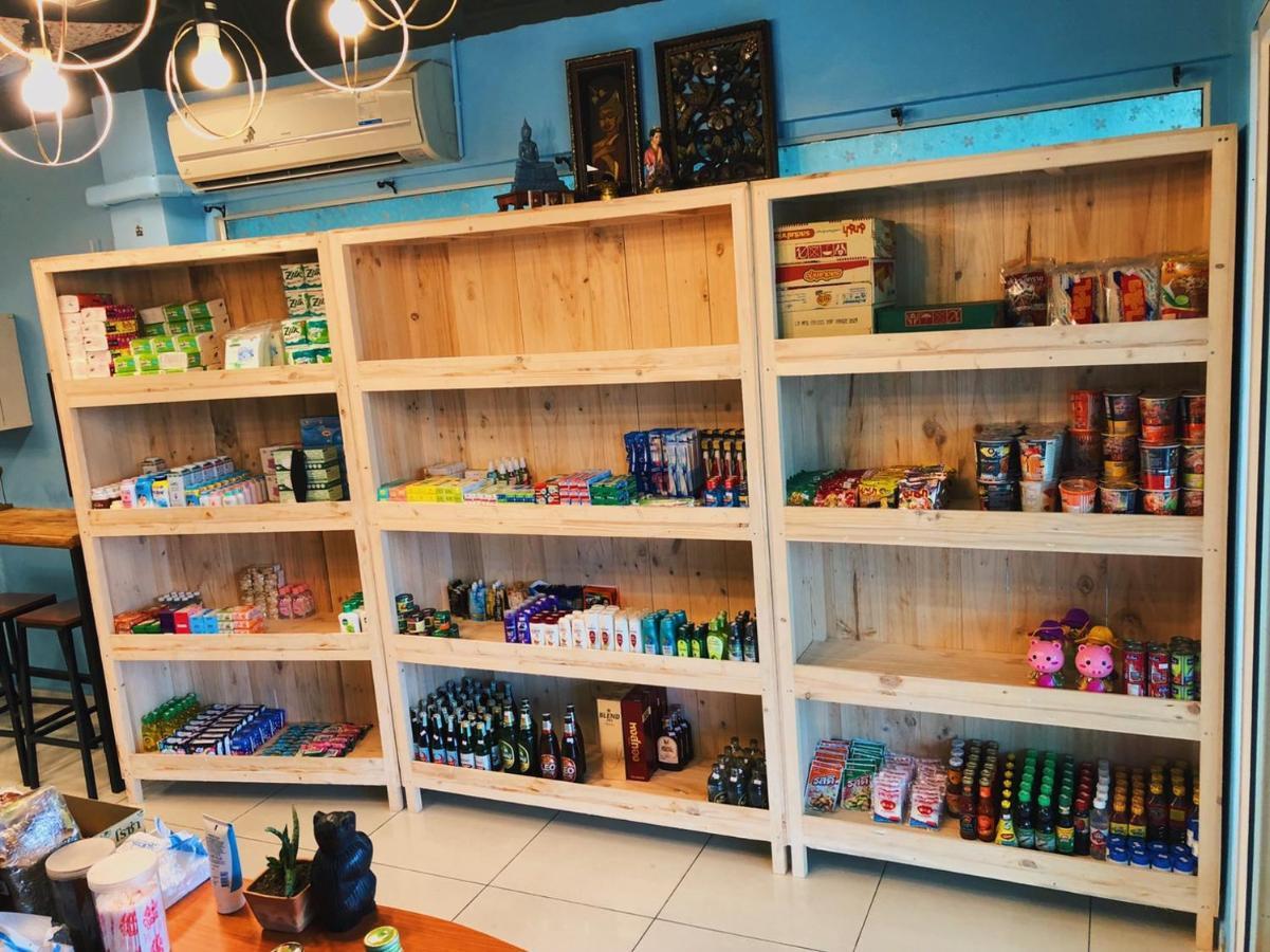 Aekkalukthai Hostel 罗勇 外观 照片