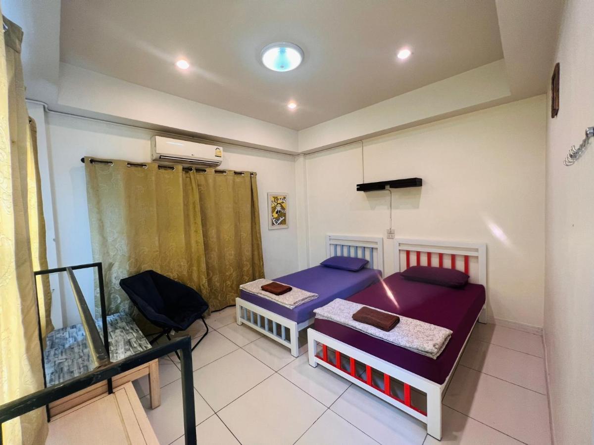 Aekkalukthai Hostel 罗勇 外观 照片