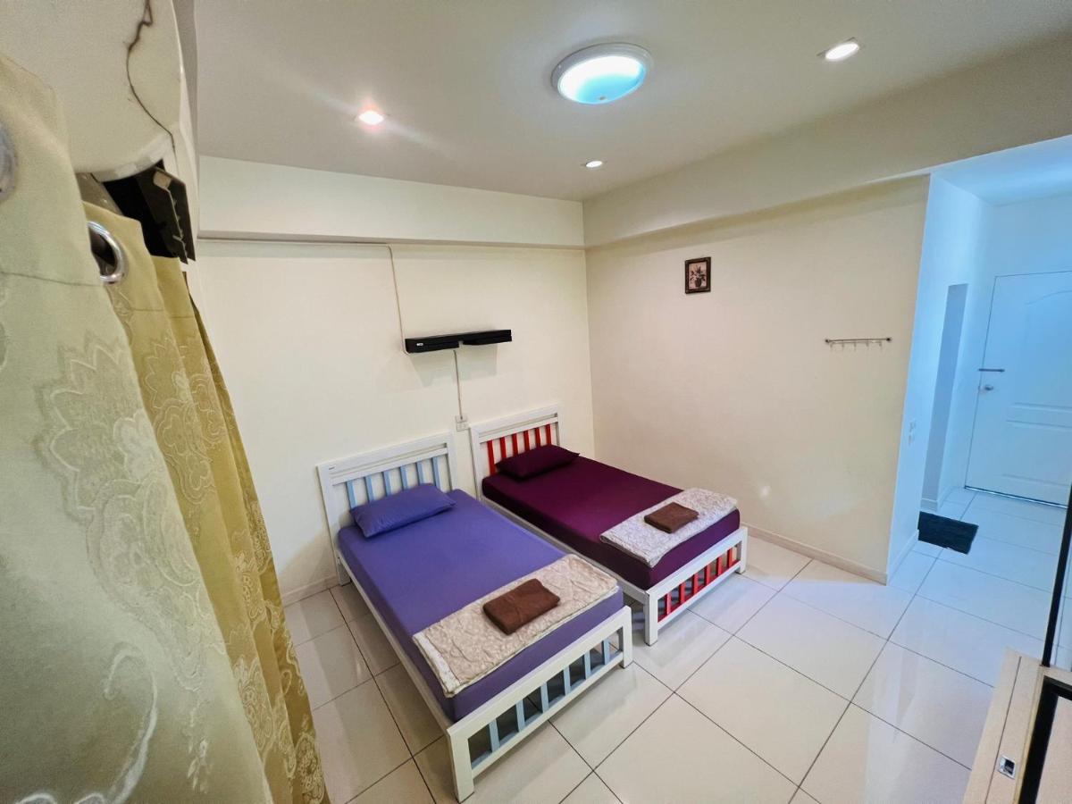 Aekkalukthai Hostel 罗勇 外观 照片